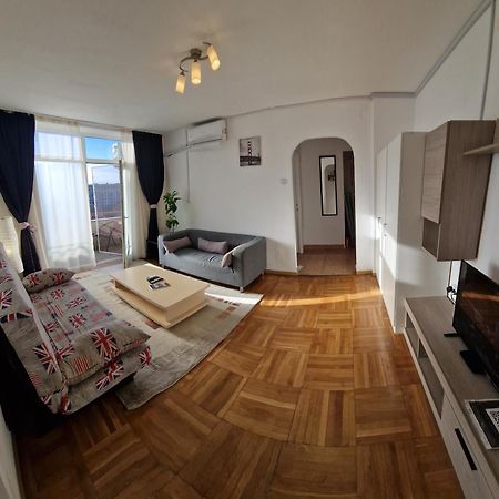 Two Rooms Central Бухарест Экстерьер фото